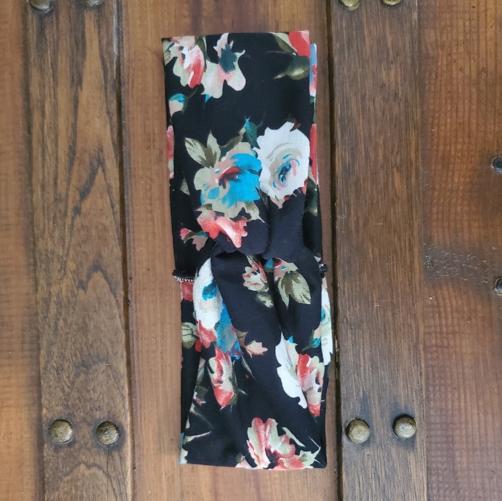 Black multi colored cotton twist headband.